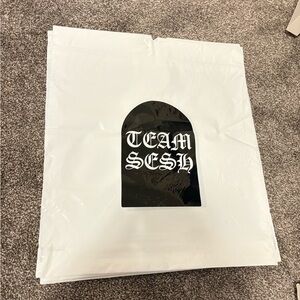 Teamsesh merch bag